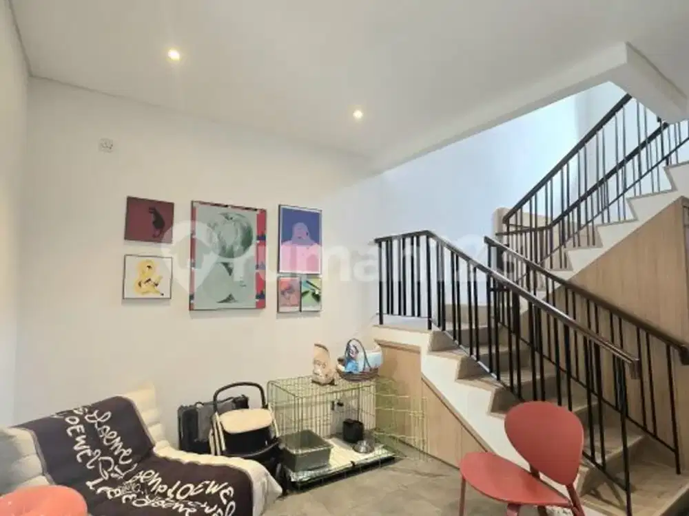 Rumah Siap Huni Modern dan Minimalis Bintaro Jaya Sektor 9