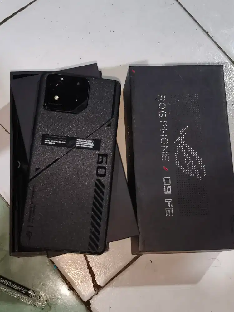 Asus Rog 9Fe 12/256 Like New