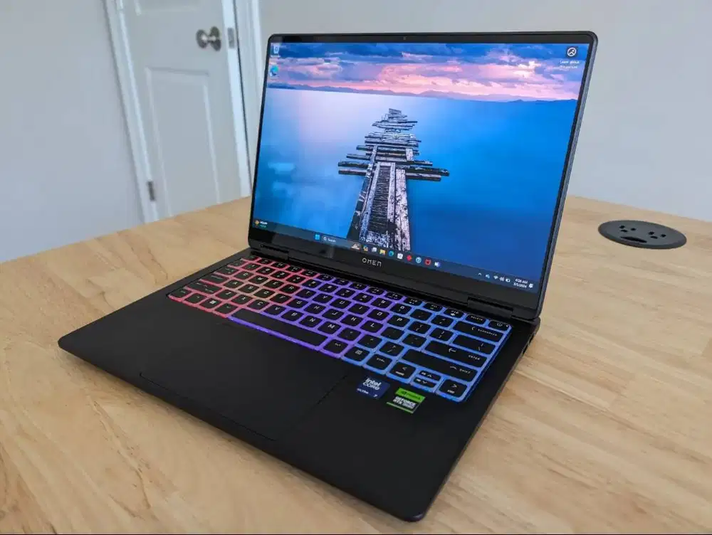HP OMEN Transcend 14 Gaming Laptop | RTX 4060 | Core Ultra 7 |