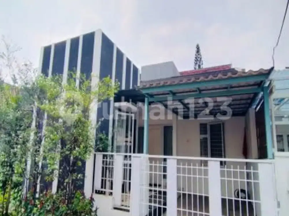 Rumah Baru Renovasi Dekat Semi Furnished Dekat Pinto Tol Bintaro
