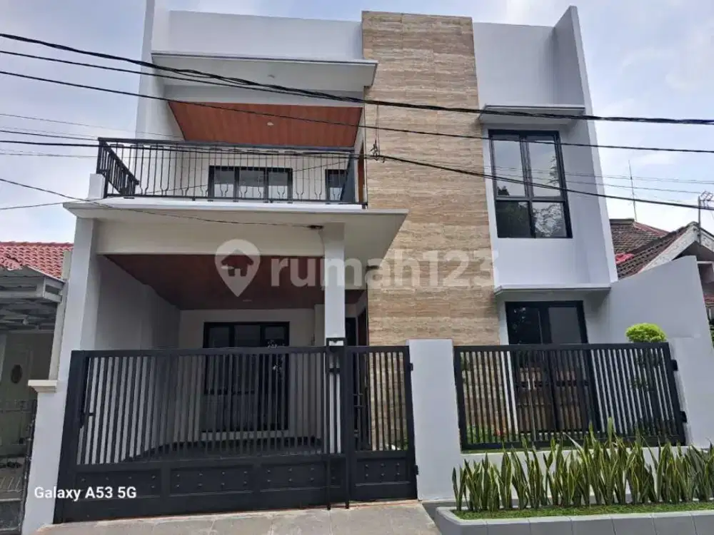 Rumah 2 Lantai Bebas Banjir di Cluster Dekat Tol Graha Bintaro
