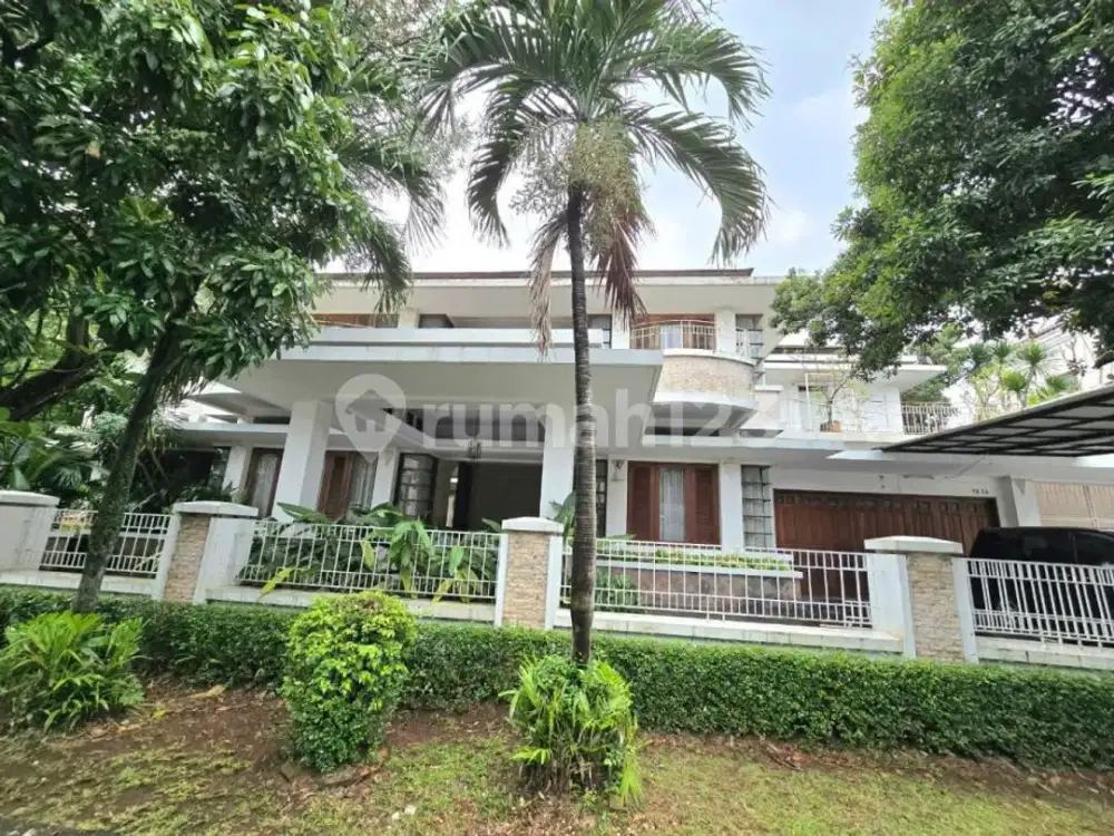 Rumah Mewah Terawat di Pondok Indah Harga Bagus Hoek , Strategis