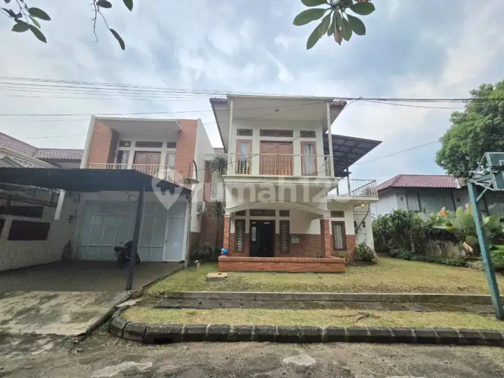 Rumah dengan Halaman Luas Dalam Cluster Dekat Akses Tol Bintaro