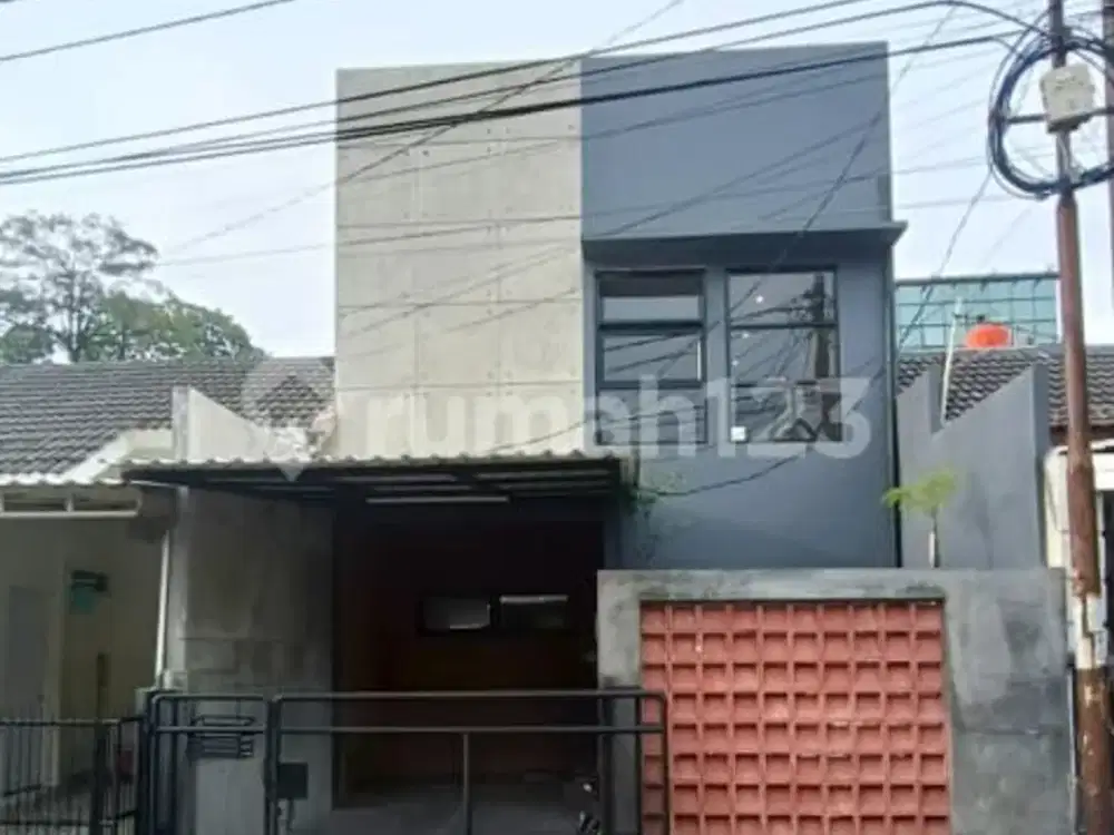 Rumah Industrial Siap Huni di Perumahan BSD Dekat Akses Tol