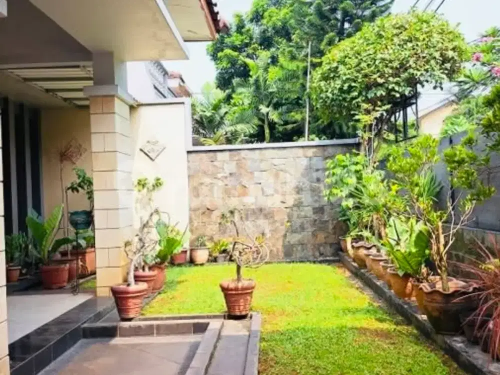Rumah Terawat Akses Pintu Tol Dan Mall Di Bintaro Jakarta Selatan