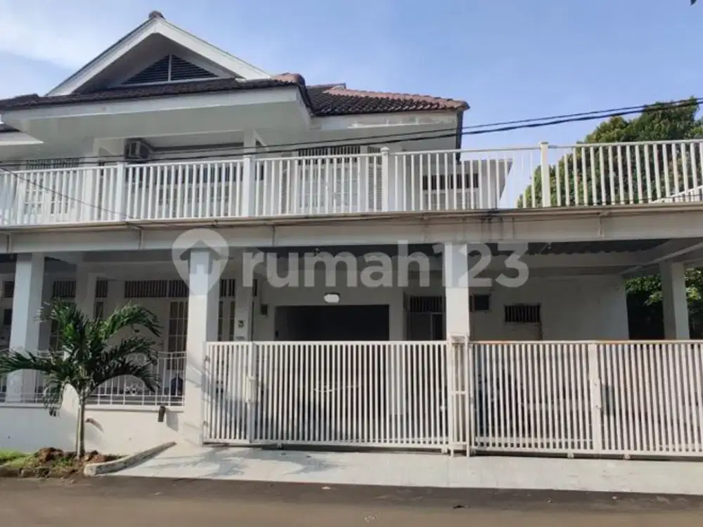 Rumah Hoek Di Cluster Dekat Fasilitas Umum di Bintaro