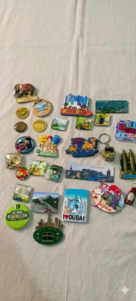 Koleksi Magnet Kulkas Souvenir Mancanegara