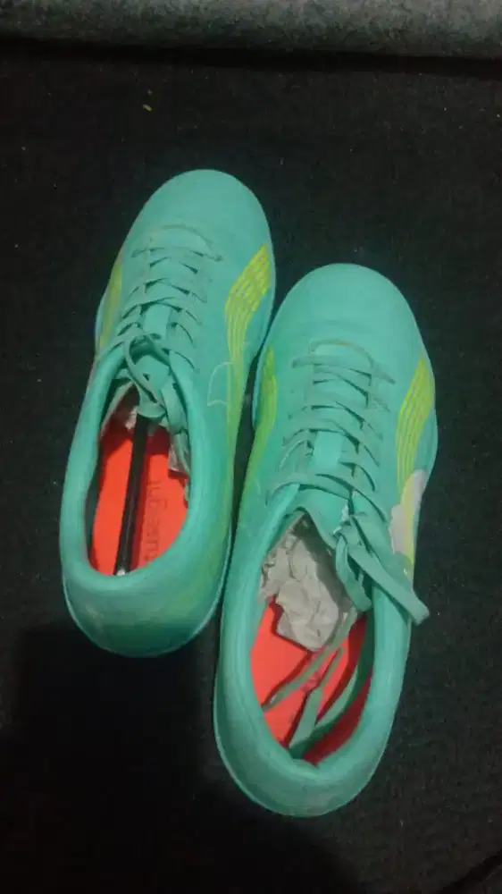 DIJUAL CEPAT!! 200K ORTUSEIGHT SEPATU FUTSAL UK. 42