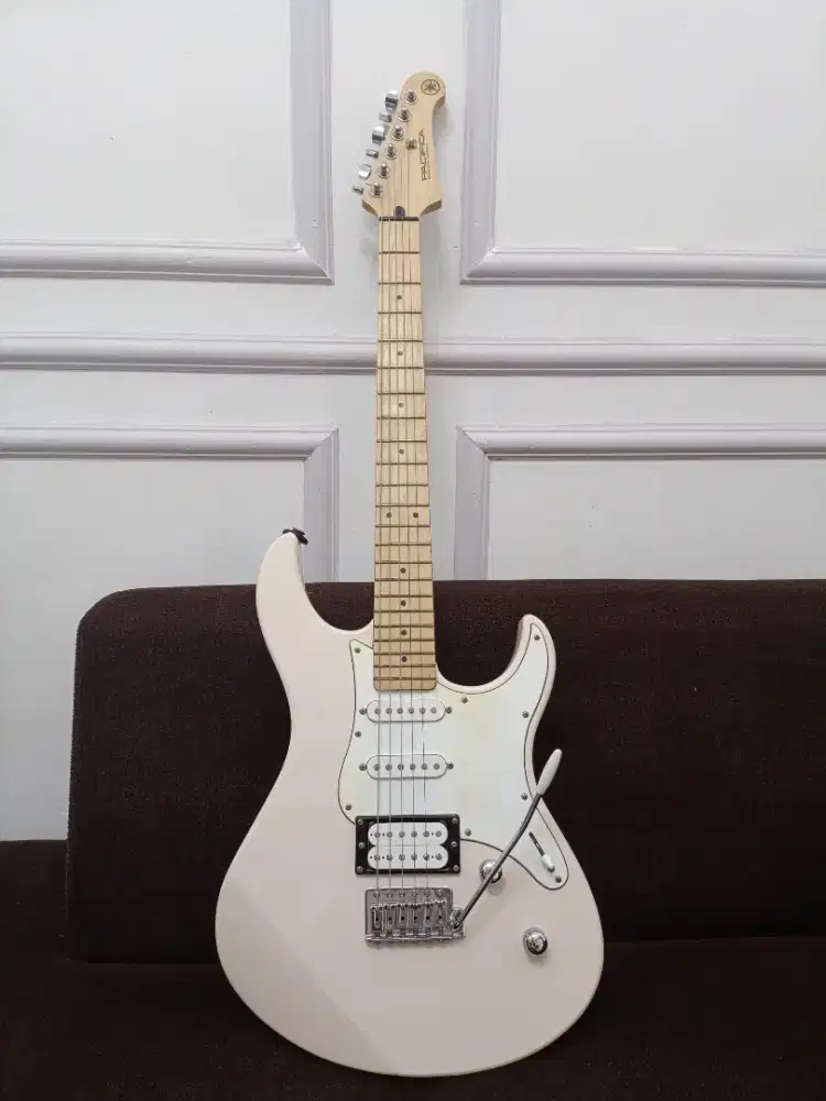 Yamaha Pacifica 112vm