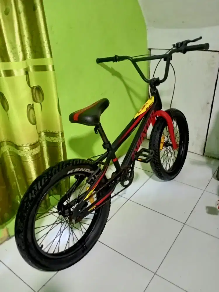 bmx r20 mulus bagus