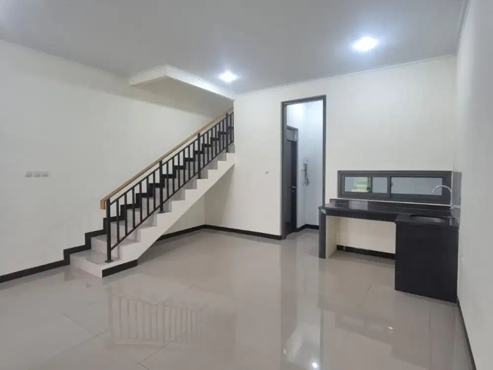 Rumah Baru Siap Huni di Taman Kopo Indah 5 Bandung
