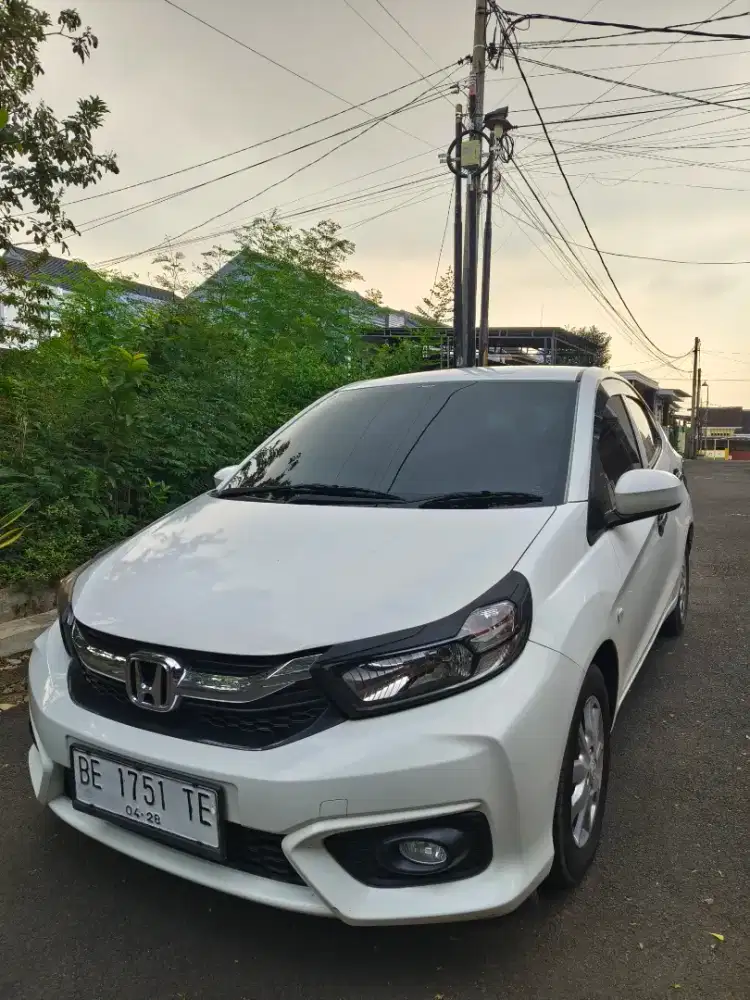 Honda Brio e matic 2023 ( lengkap)