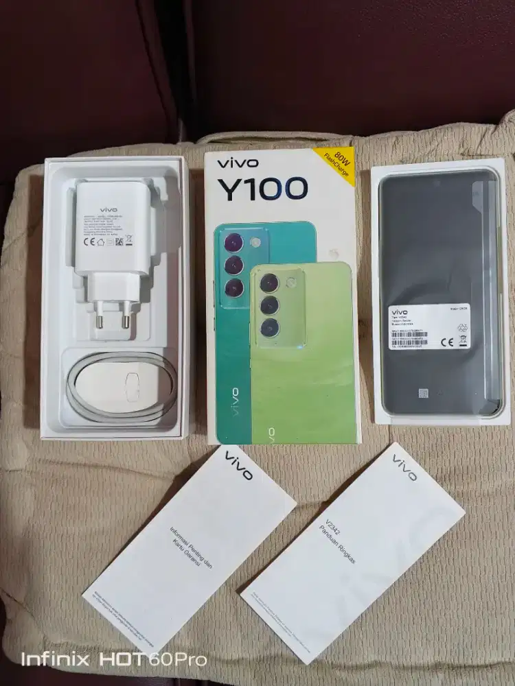 Vivo Y100, 4G, 8/128 Resmi