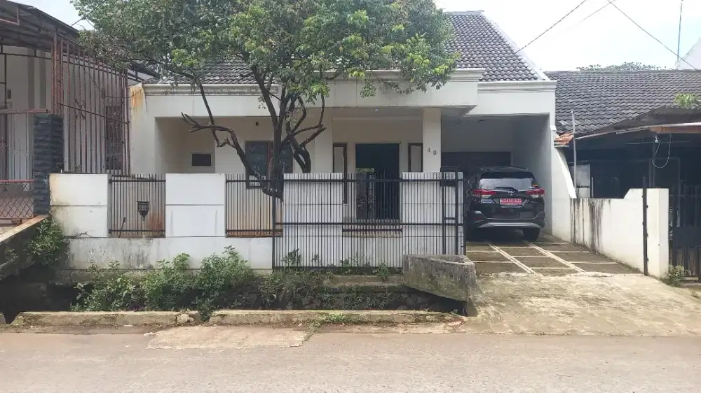 Disewakan rumah bisnis di jatibening, Bekasi Selatan.