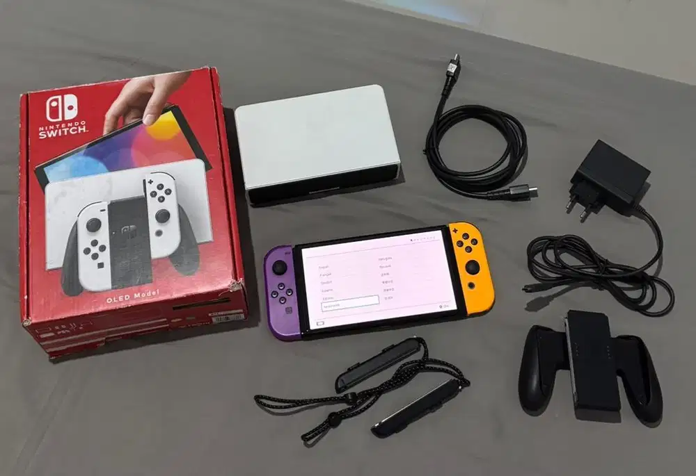 Nintendo Switch OLED OFW clean