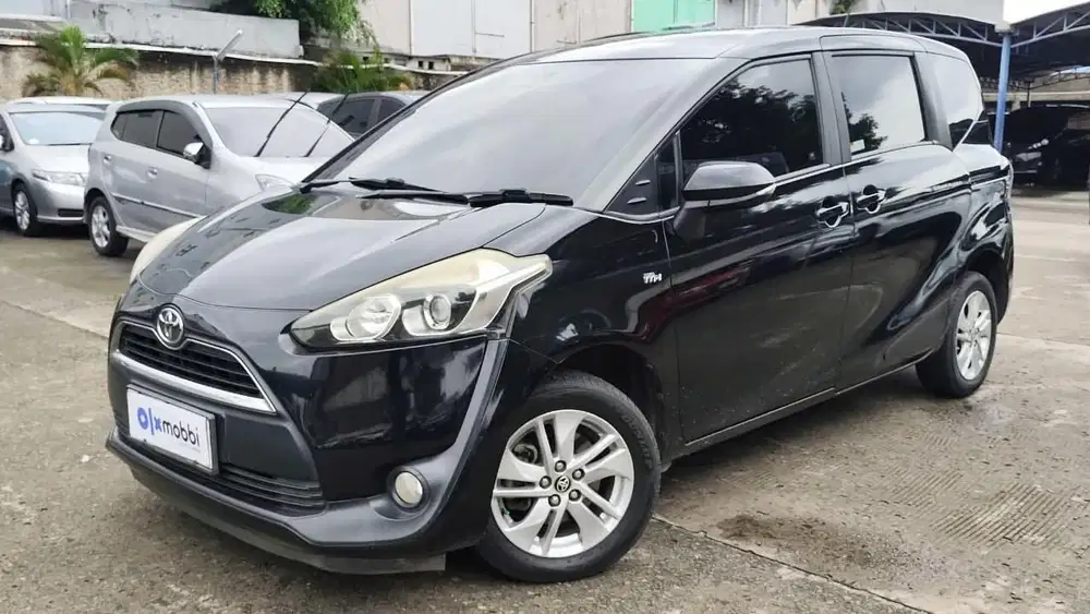 TDP 1 JUTA Toyota Sienta 1.5 G Bensin-AT 2017 Hitam CAFFD