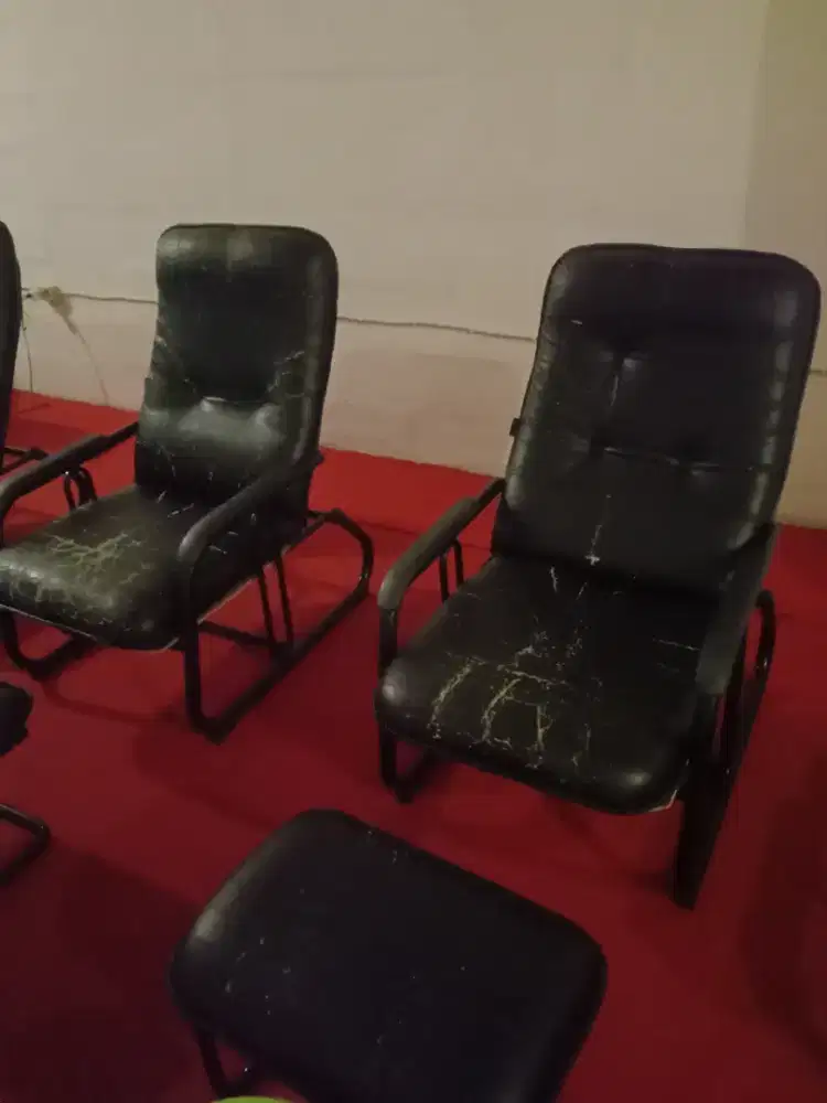 Dijual 2 unit kursi Refleksi cofemo KR 3000