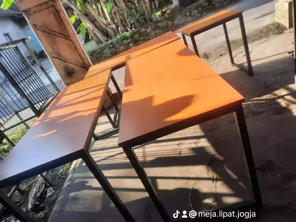 Meja permanen hpl.