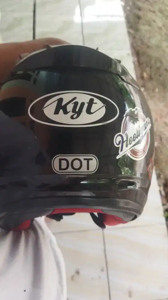 Helm kyt dj maru bekas