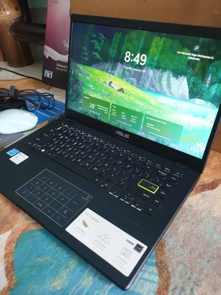 Laptop asus e410m mewah