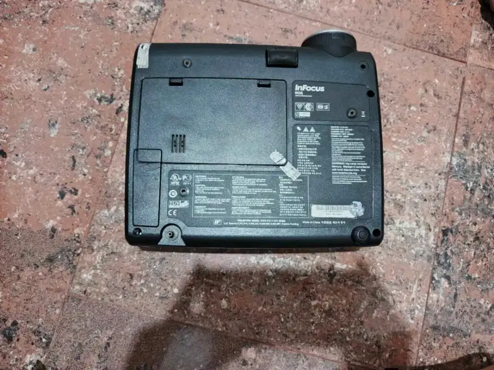 Jual Proyektor Infocus in35