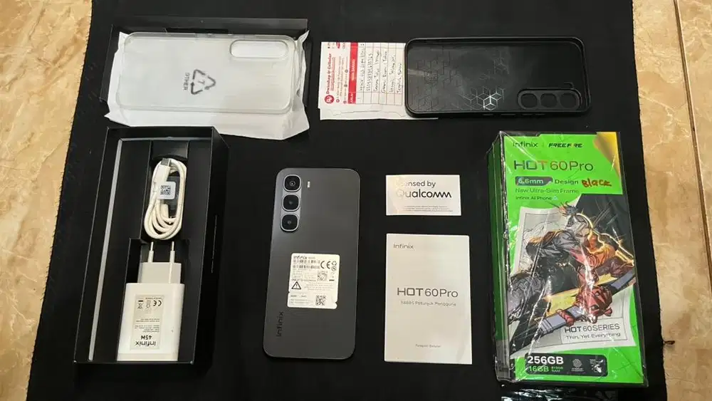 INFINIX HOT 60 PRO 8/256 100% MULUS 2 bulan pakai