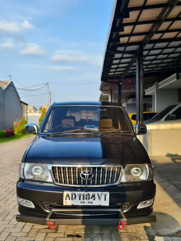 Toyota Kijang LGX 2.0 Matic AT