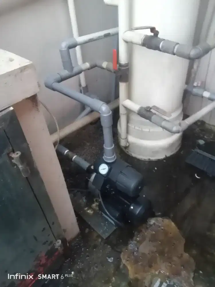 Tukang pipa air