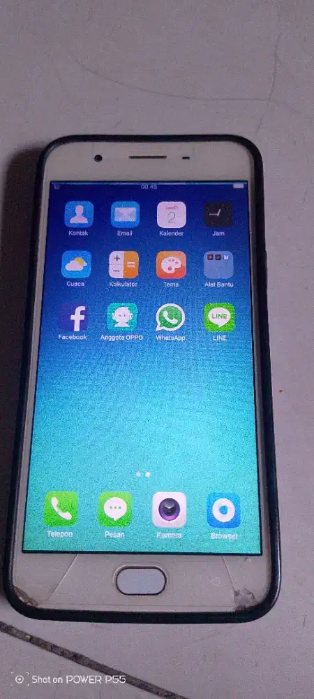 Numpang lapak,Jual OPPO F1S Ram 4/64 Baterai  3070 MAH Kamera 16 MP