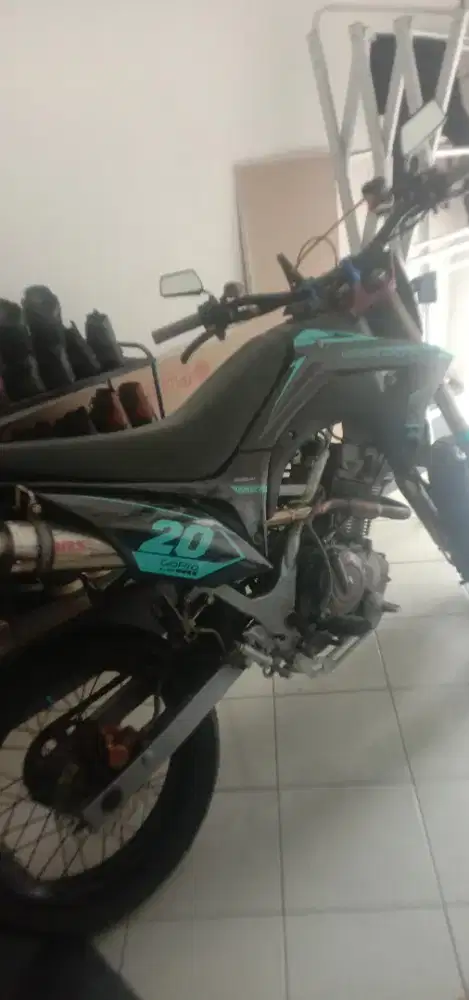 Motor trail  rakitan