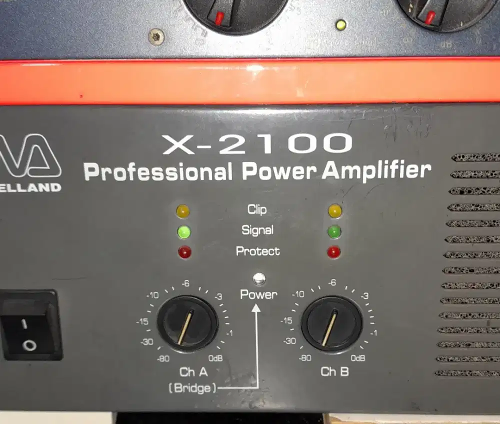 Power ampkifier MA McLeland X-2100