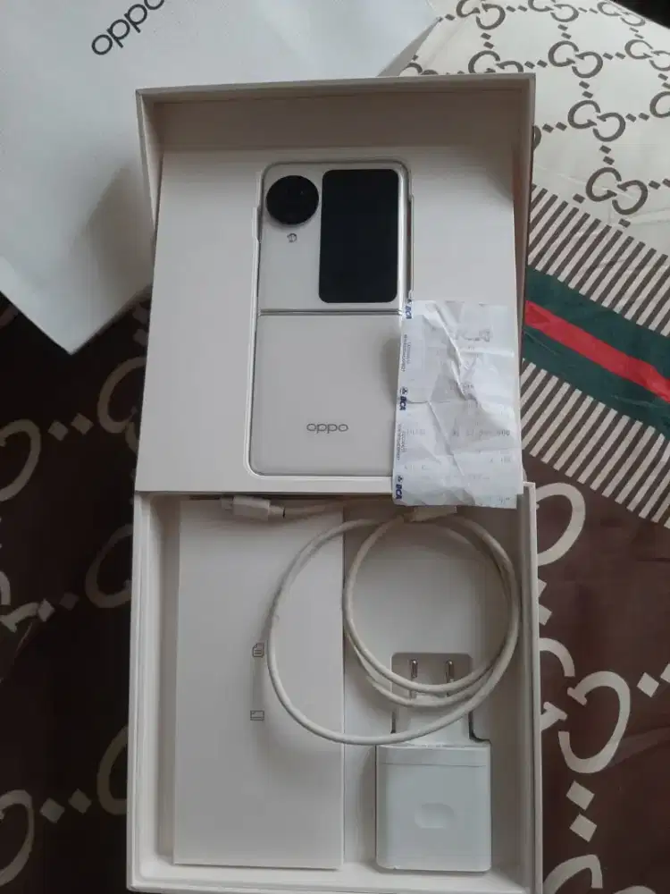 Oppo Flip N3 Silver