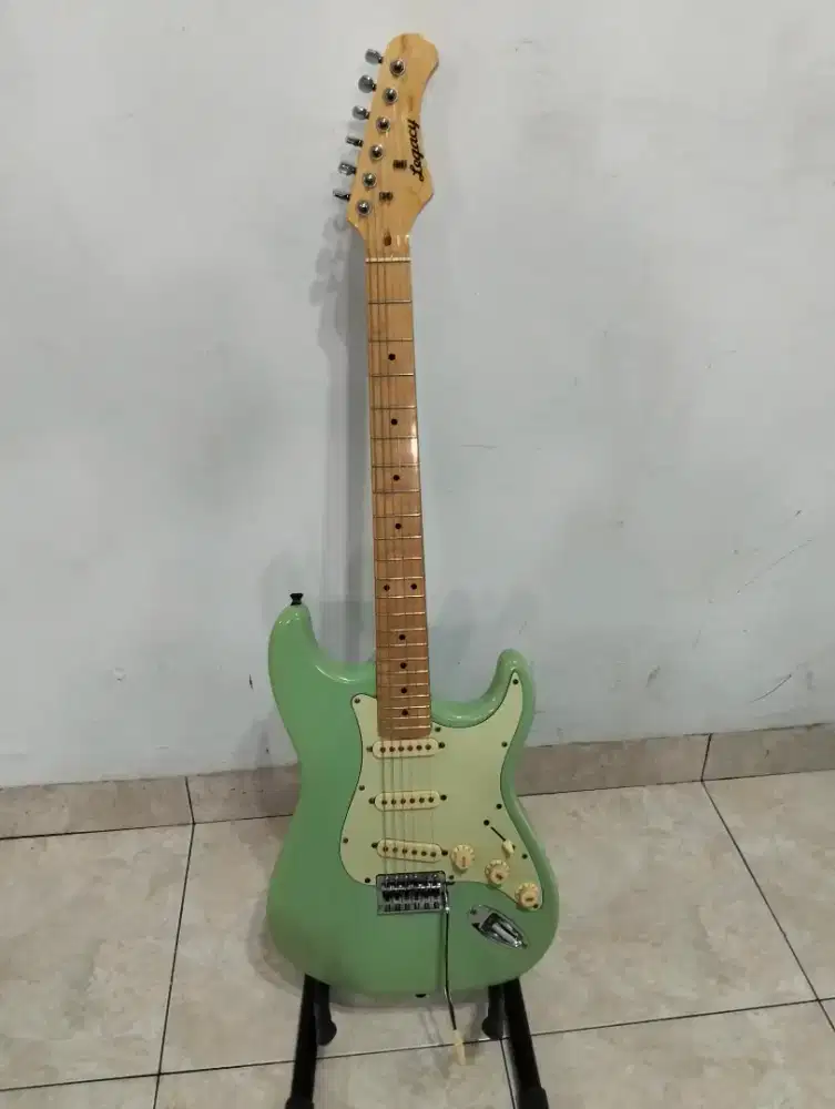 Gitar listrik Legacy Stratocaster