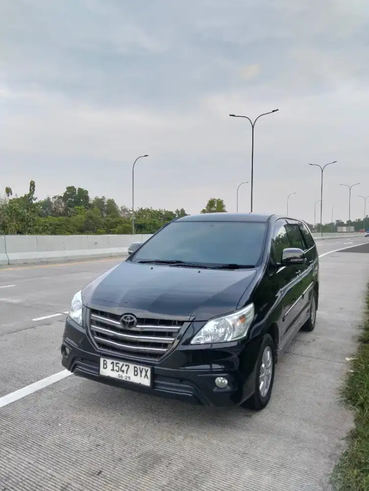 KIJANG INNOVA G DIESEL MATIC 2014