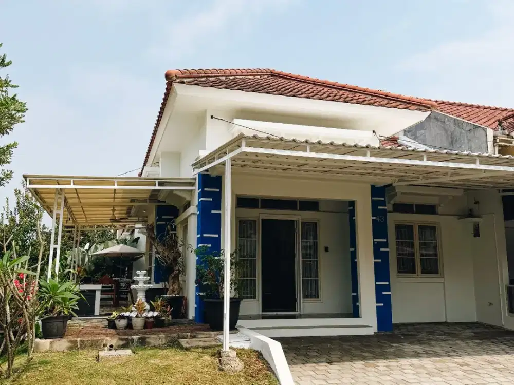 Disewakan Rumah Full Furnish 3 Kamar Tidur, Kota Baru Parahyangan