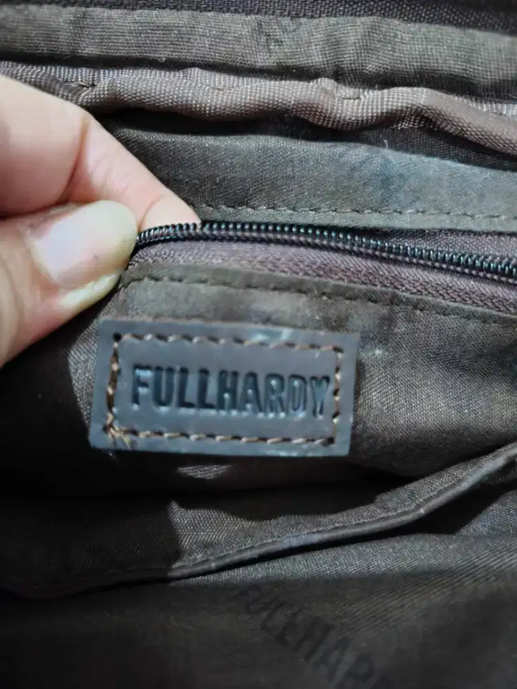 Clucth / dompet FULLHARDY