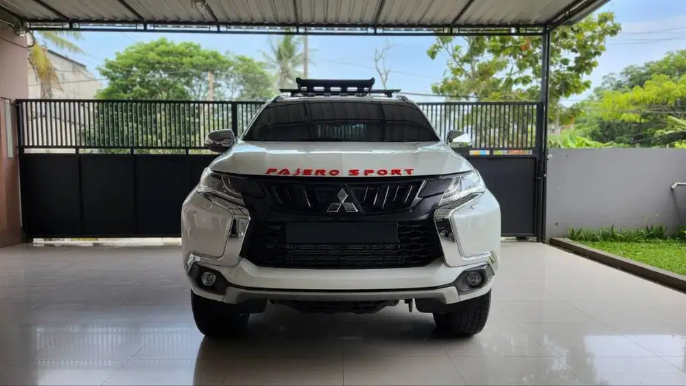 PAJERO SPORT DAKKAR ULTIMATE ISTIMEWA MURAH LENGKAP