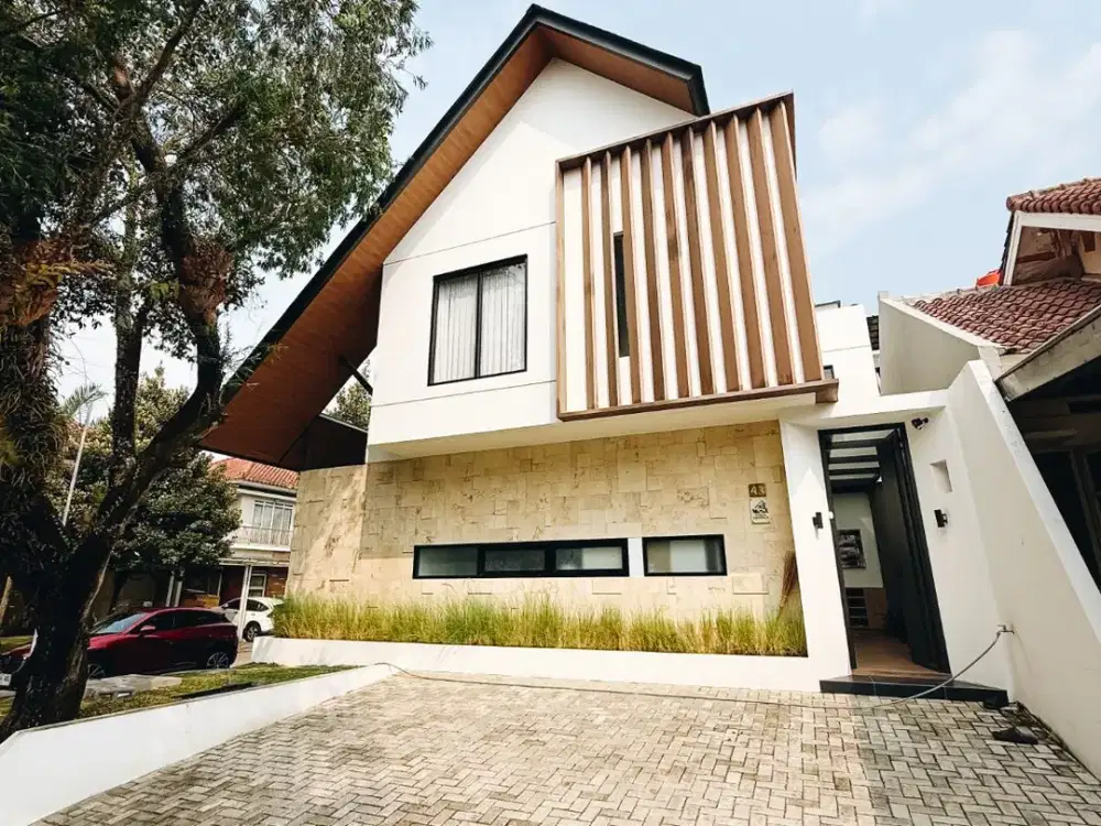 Disewakan Rumah Villa Full Furnish Ada Kolam Renang Kota Baru Parahyangan