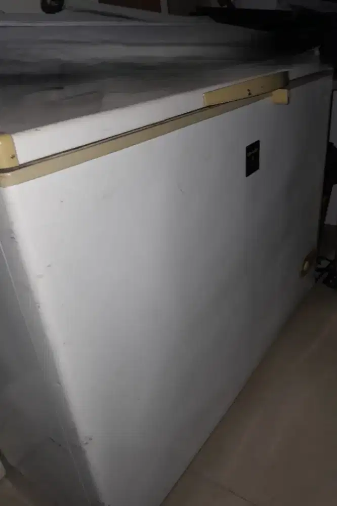 Dijual frezzer RSA
