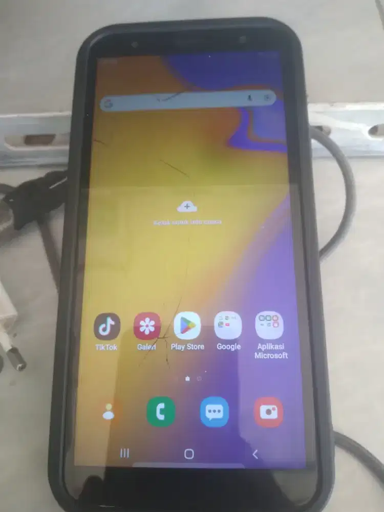 Hp samsung Galaxy j4+