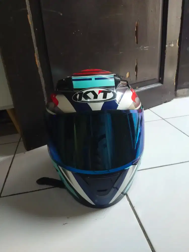 Kyt r10 Aquamarine
