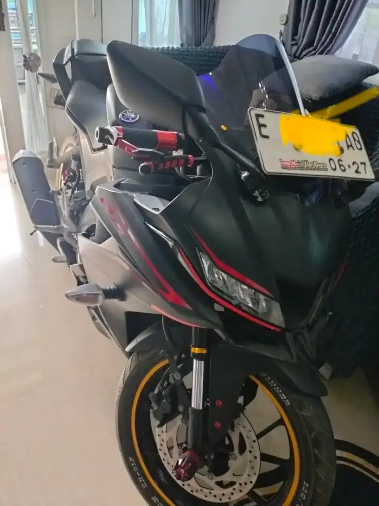 Di jual motor R15 v3