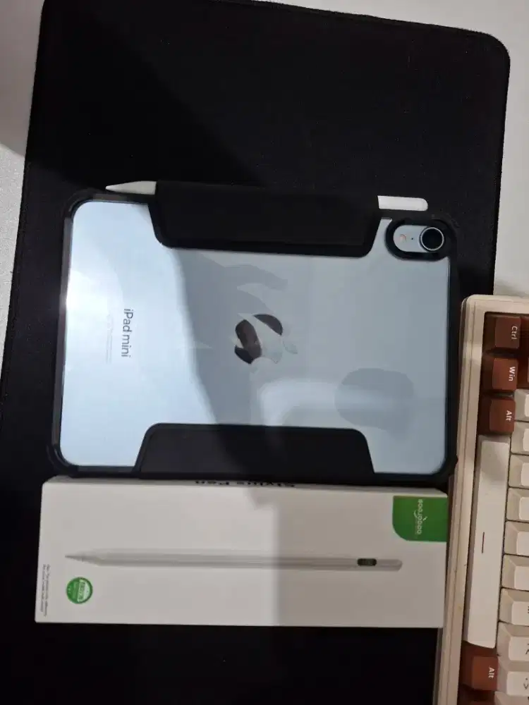 FS: Ipad Mini 7 + Bonus