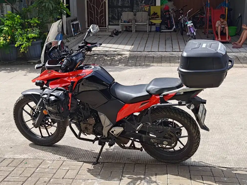 Dijual Suzuki VStorm 250SX