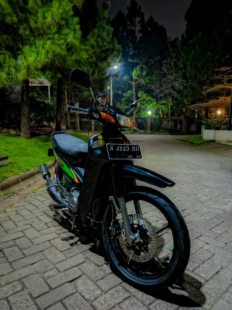 YAMAHA SIGMA TAHUN 2000