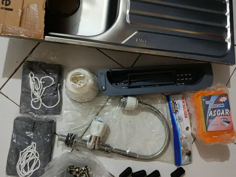 Wastafel portable Baru
