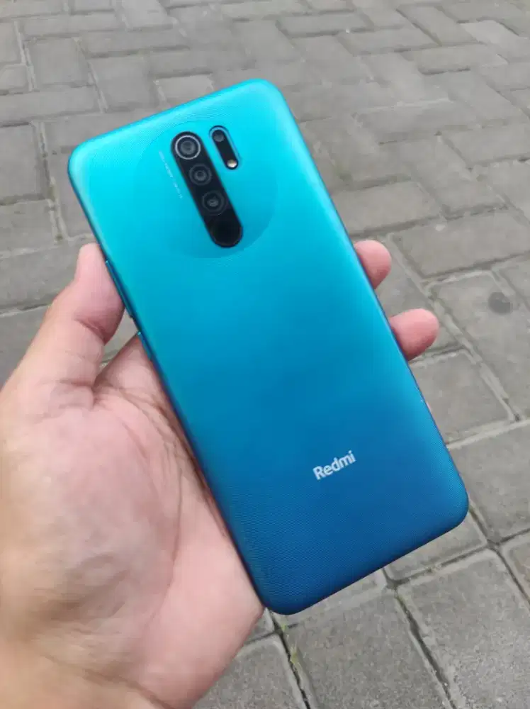 Redmi 9 4/64 Hp plus Charger
