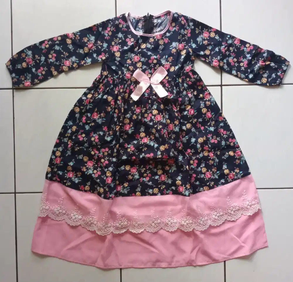 Obral baju anak perempuan preloved