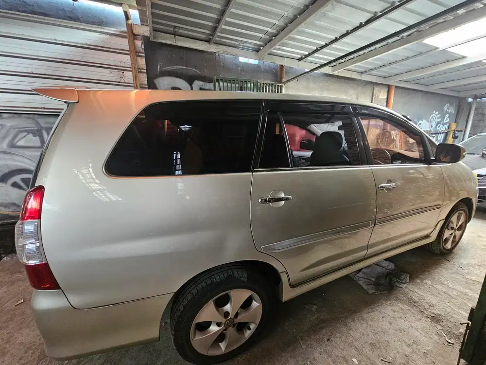 Toyota Kijang Innova 2007 Bensin (Nego ayo gas)