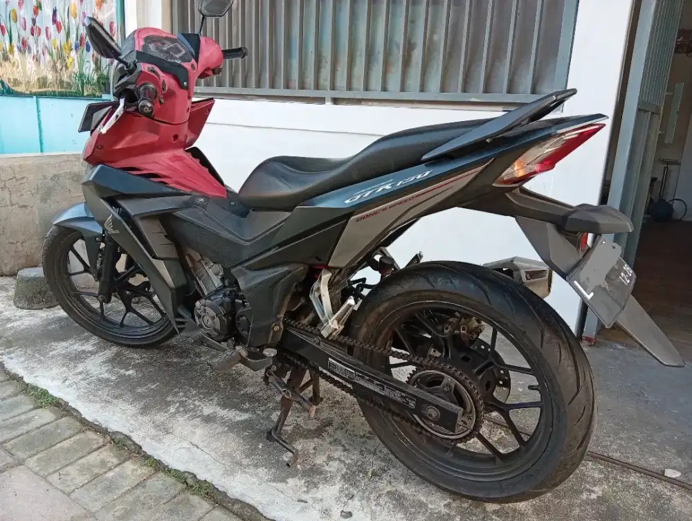 SUPRA GTR 150, Merah,